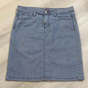 Wrangler Denim Mini Skirt - Size 10